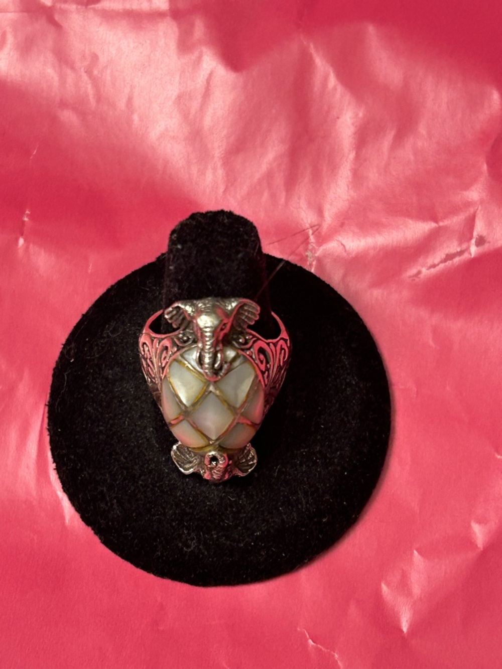 .925 Silver Elephant Statement Ring with moonstone - Picture 5 of 5